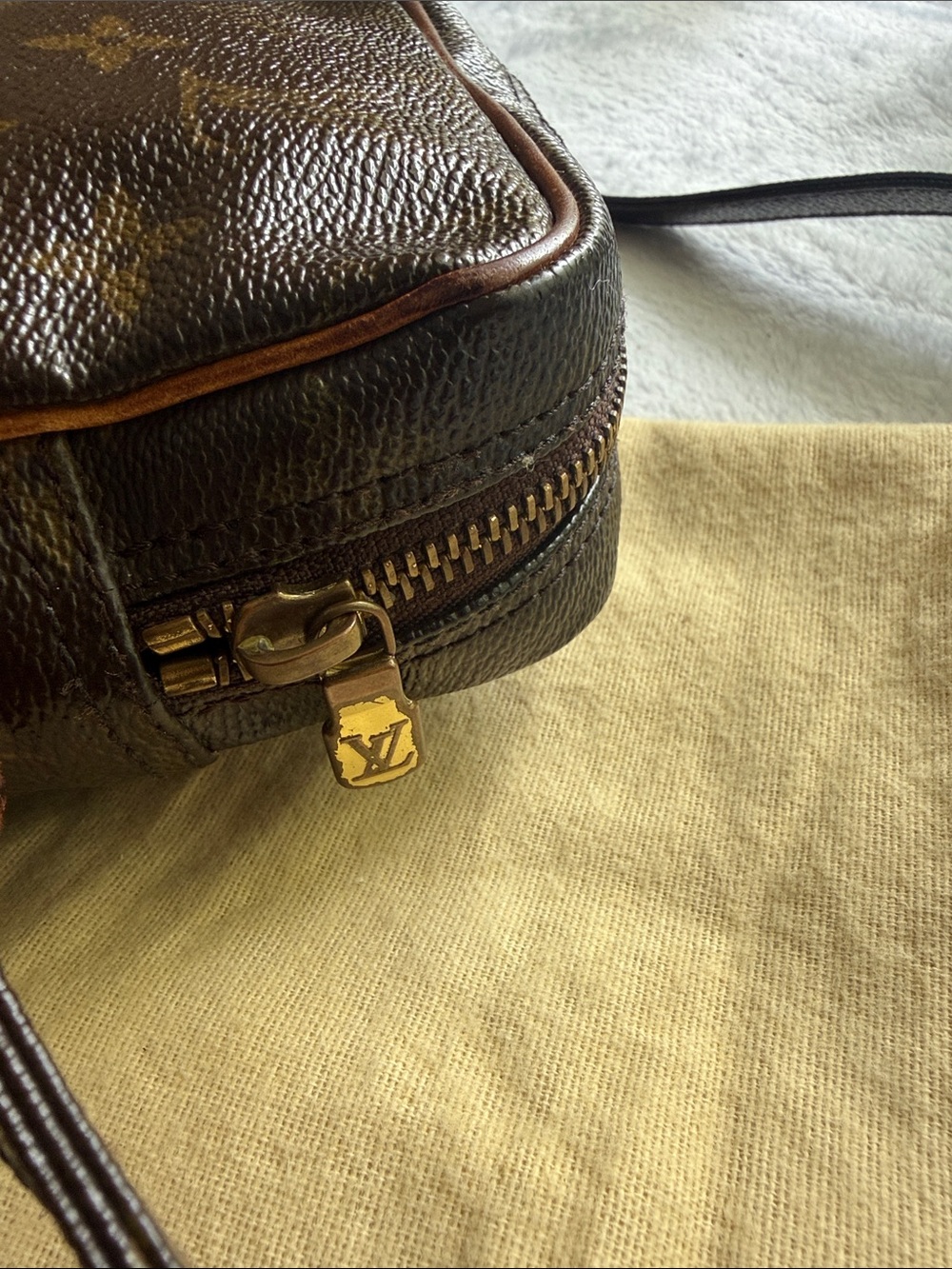 Louis Vuitton Shoulder Bag Danube Brown Monogram - Picture 6 of 16